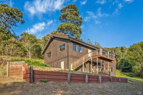 $2,998,000 | 10 Miwok Way, Inverness, CA 94937