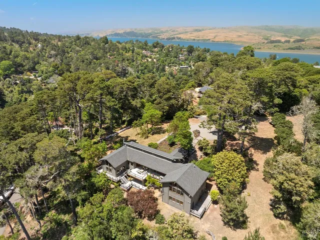 $2,998,000 | 10 Miwok Way, Inverness, CA 94937