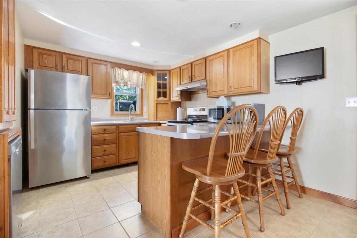 10 Whitney Street Lisbon, ME 04250 - Photo 9 of 42 20-DSC03306 Clash Royale Tali