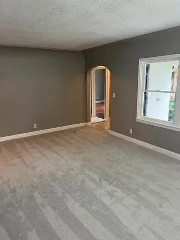 $325,000 | 4662 East Illinois Avenue, Fresno, CA 93702