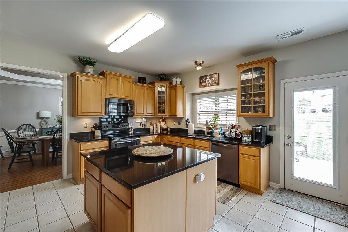 4312 Rivard Lane Lexington, KY 40509 - Photo 11 of 37 12-2-10