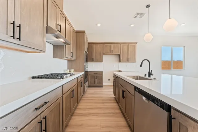 $874,990 | 6324 Zephyr Peak Court, Las Vegas, NV 89149