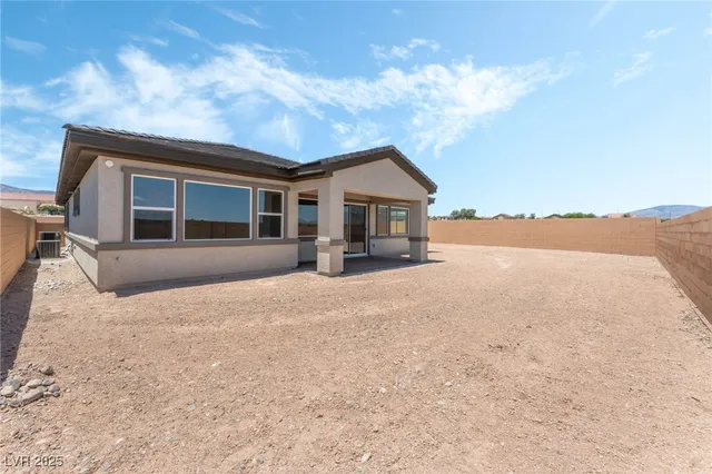 $874,990 | 6324 Zephyr Peak Court, Las Vegas, NV 89149