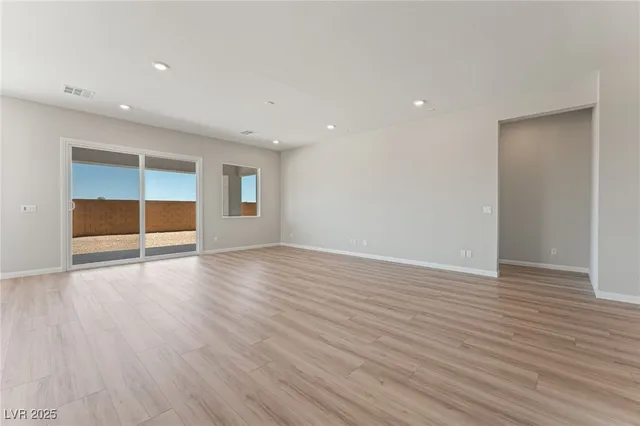 $874,990 | 6324 Zephyr Peak Court, Las Vegas, NV 89149