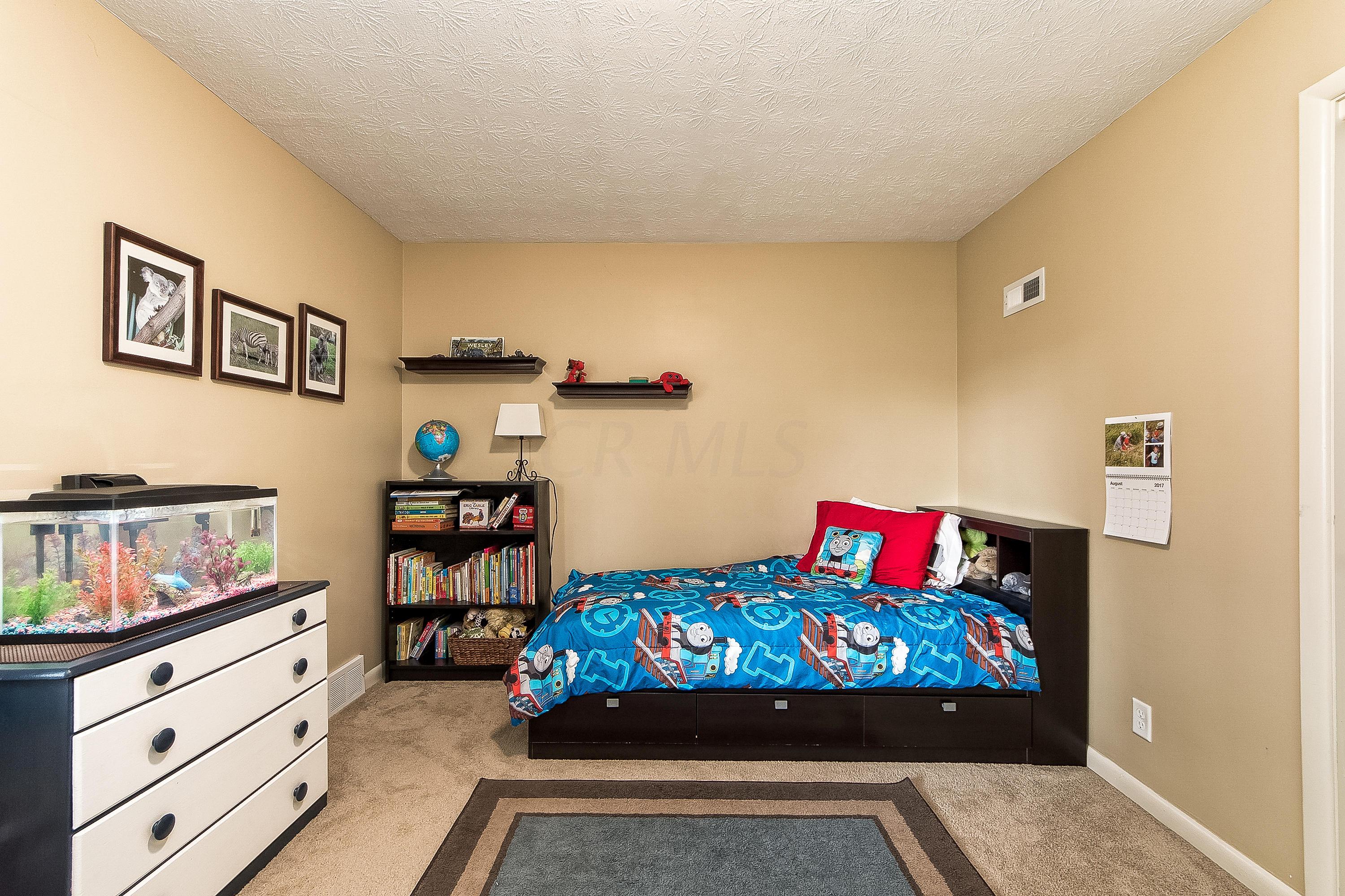 3172 Herrick Road Columbus, OH 43221 - Photo 20 of 33