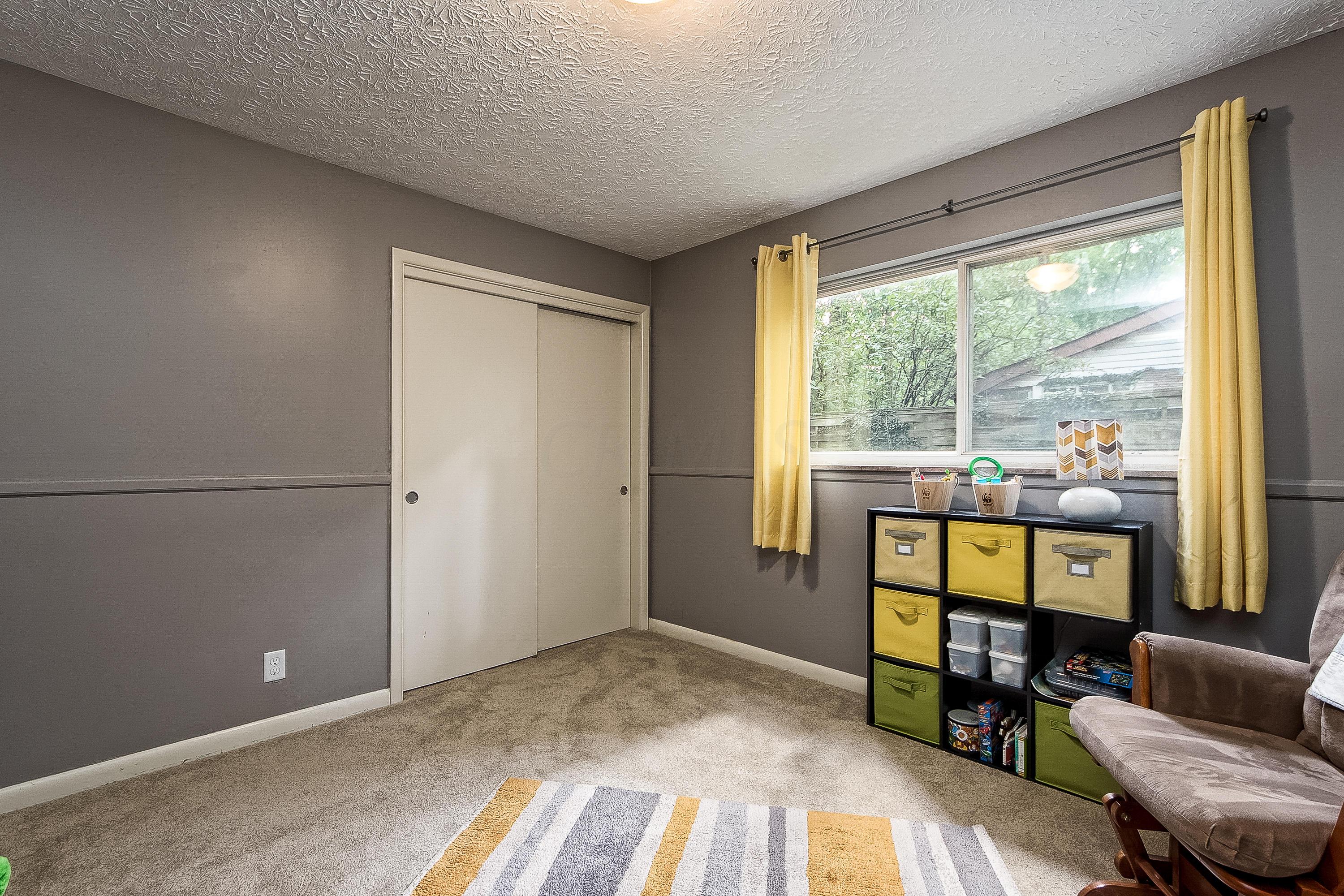 3172 Herrick Road Columbus, OH 43221 - Photo 23 of 33