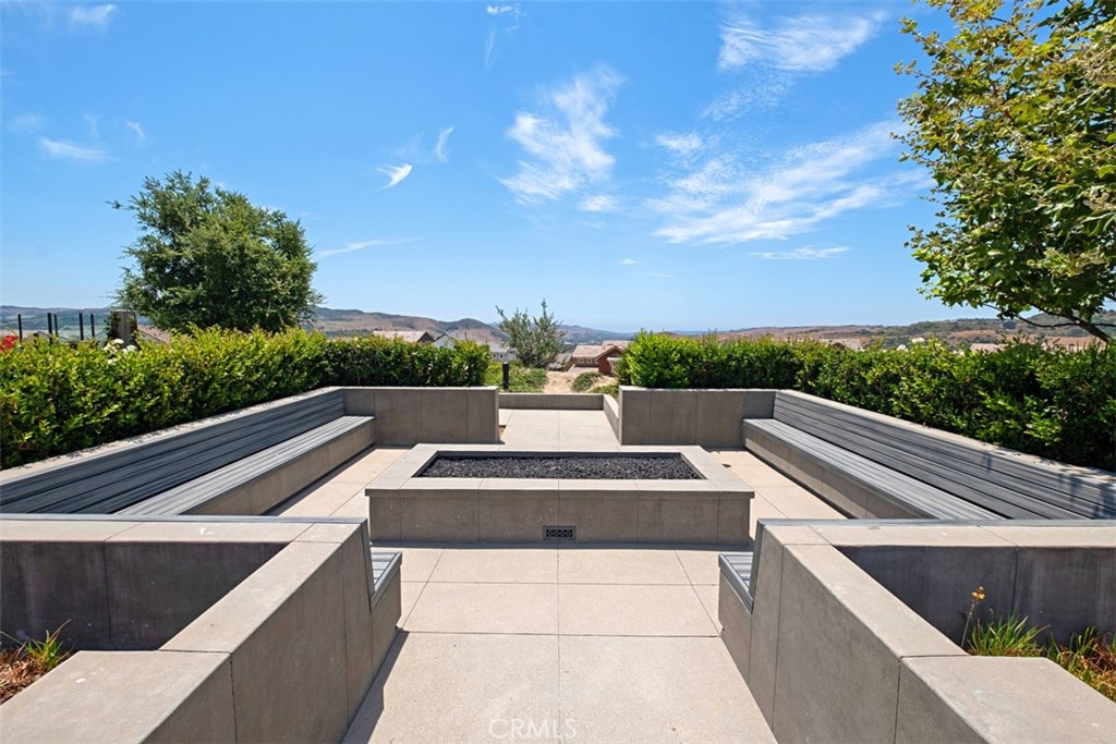 861 Cornelia Way Rancho Mission Viejo, CA 92694 - Photo 37 of 39 a view of house with a pool