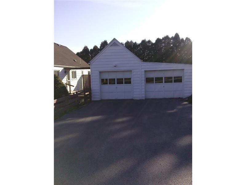 994 Marion Road Indiana, PA 15701 - Photo 15 of 15 Parking Lot/Garage.
