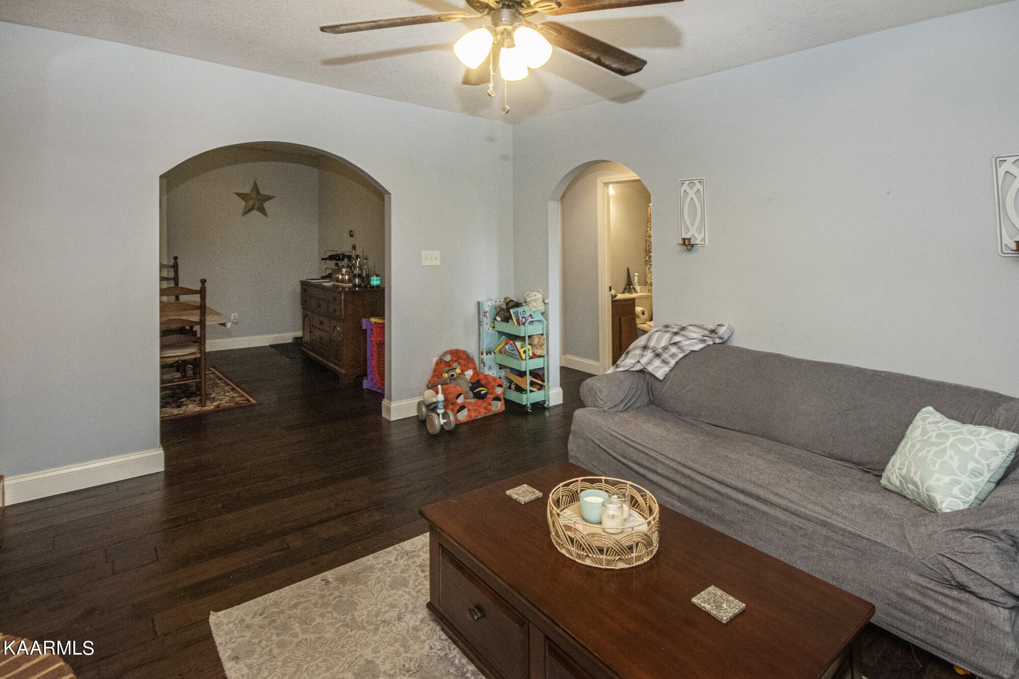 4411 Pleasant Ridge Road Knoxville, TN 37912 - Photo 5 of 26 Gallery Image 5