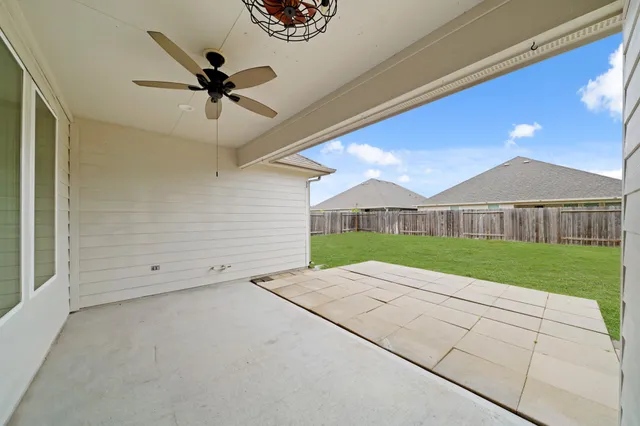 a view of outdoor space yard and garage