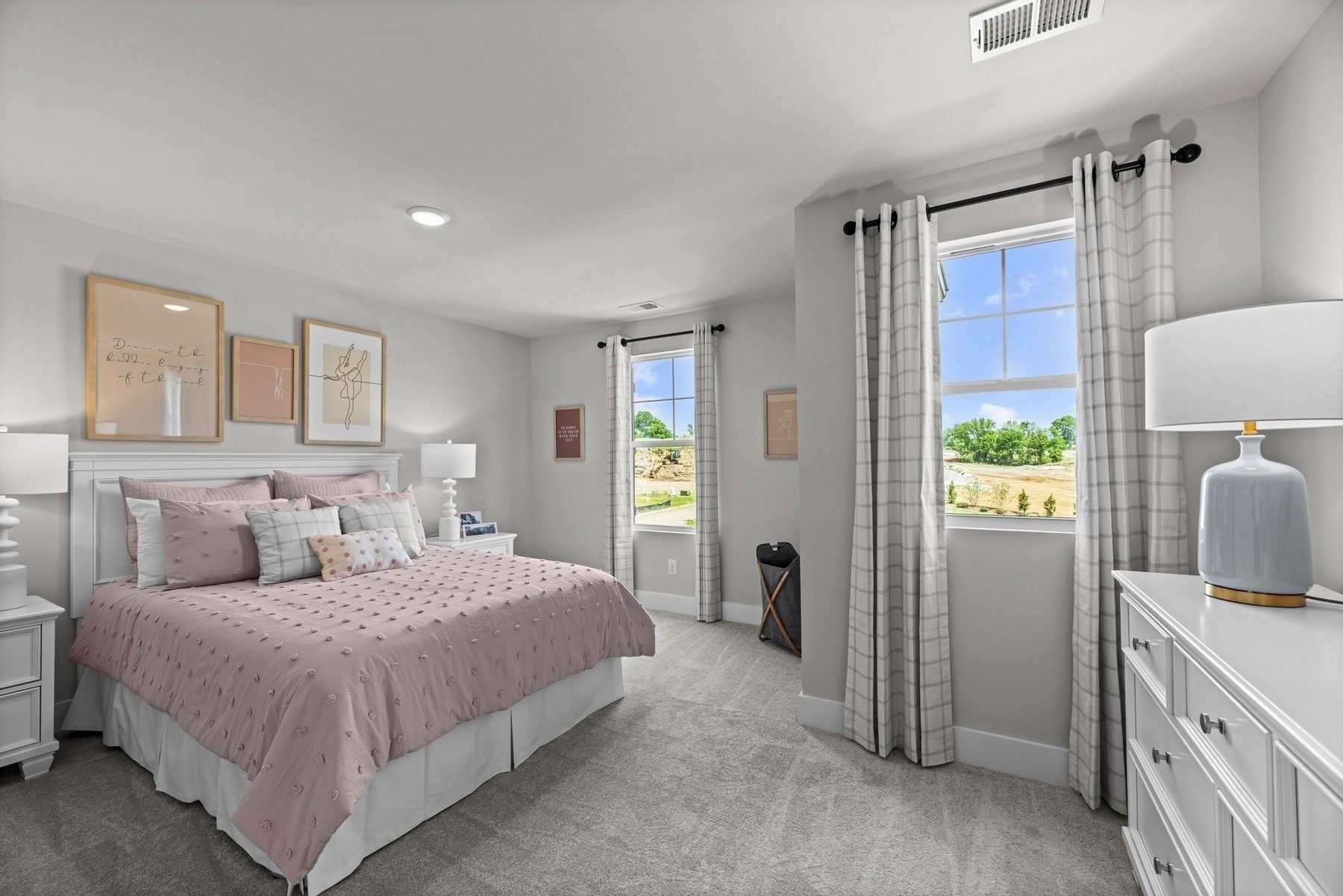 304 Strong Street Columbia, TN 38401 - Photo 44 of 49 a bedroom with a bed and a dresser