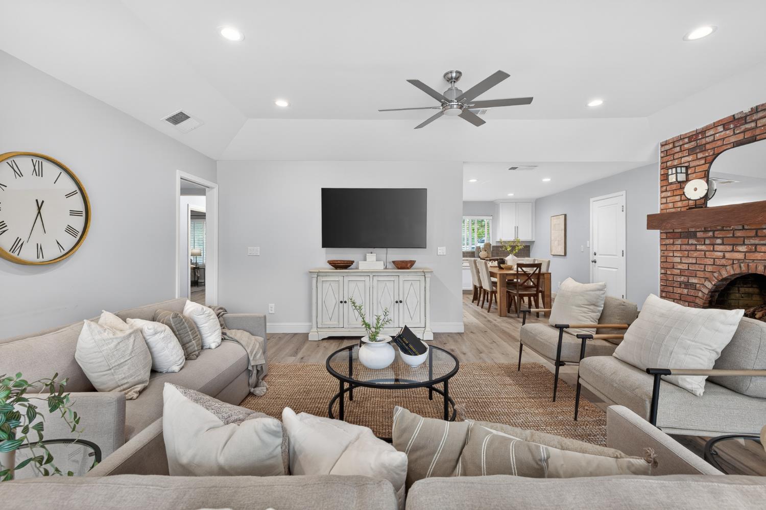 6160 North Sheridan Road Clovis, CA 93619 - Photo 23 of 52