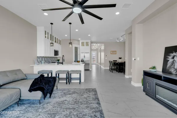 $325,950 | 3900 Surmise Street, El Paso, TX 79938