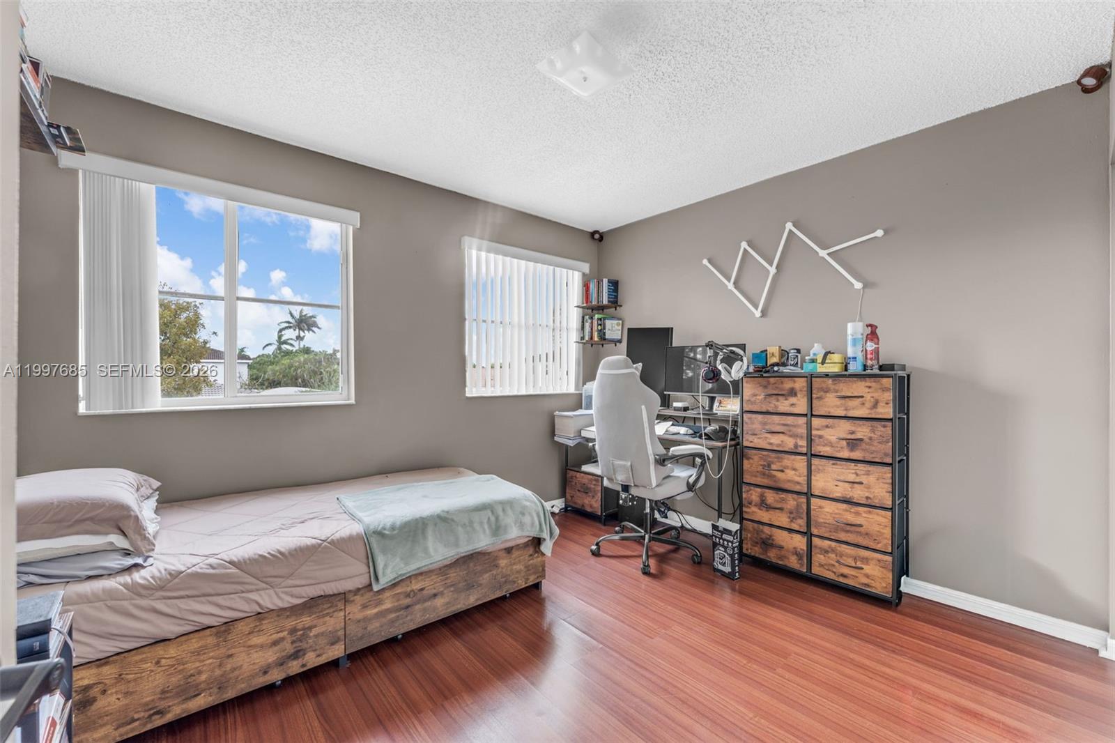 13731 Southwest 173rd Terrace Miami, FL 33177 - Photo 15 of 34