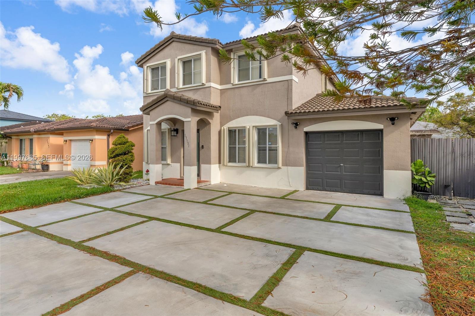 13731 Southwest 173rd Terrace Miami, FL 33177 - Photo 2 of 34