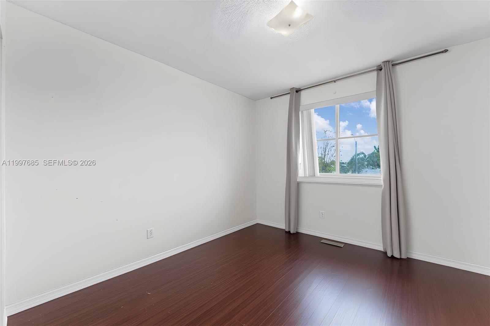 13731 Southwest 173rd Terrace Miami, FL 33177 - Photo 23 of 34