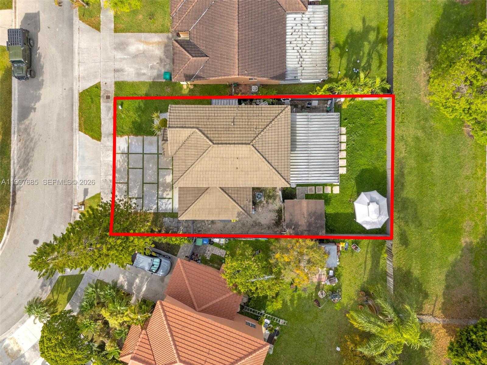 13731 Southwest 173rd Terrace Miami, FL 33177 - Photo 30 of 34