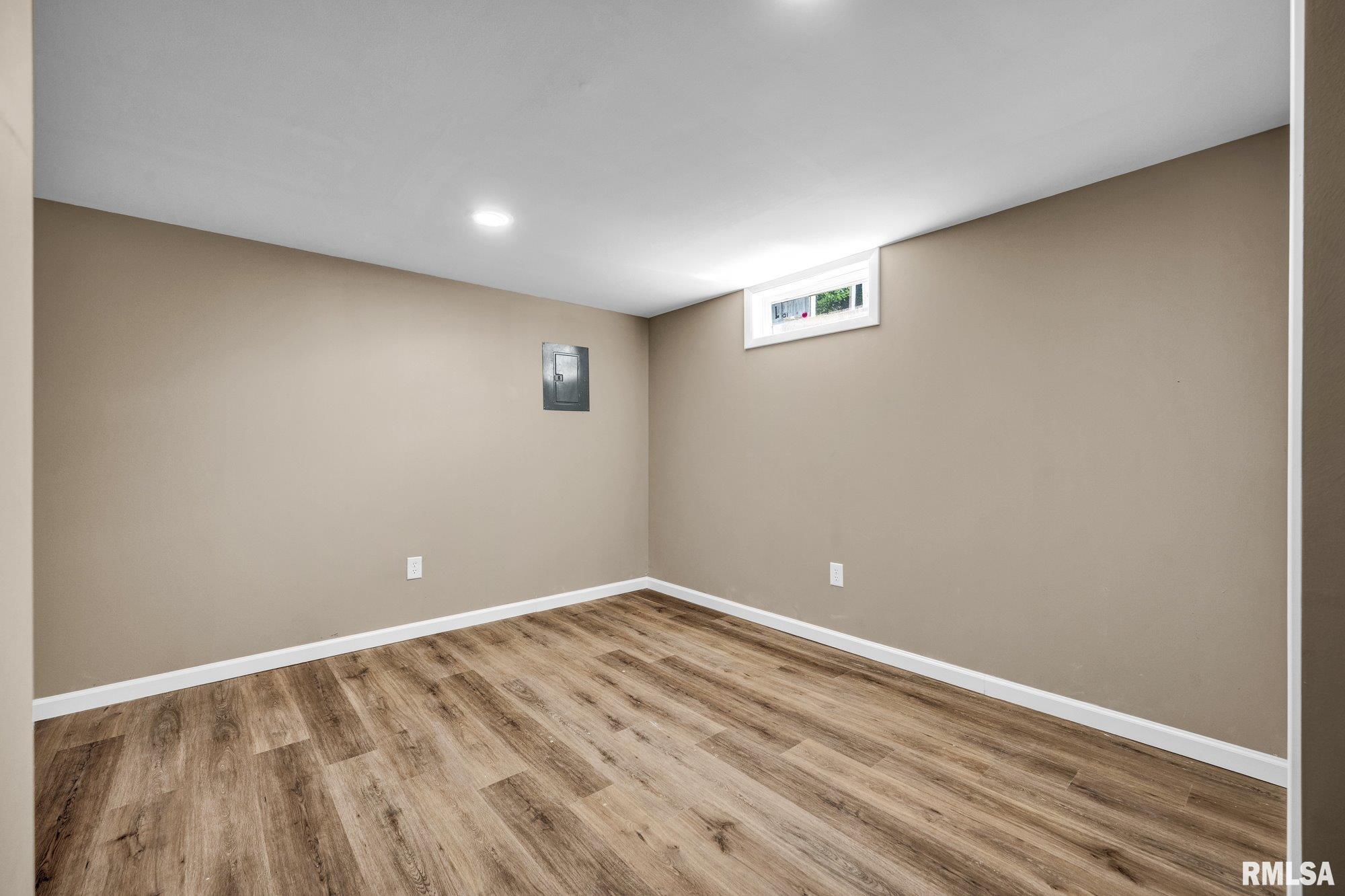 5814 North Hamilton Road Peoria, IL 61614 - Photo 22 of 25 Gallery Image 22