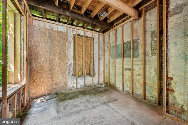 $89,900 | 1842 North 24th Street, Philadelphia, PA 19121