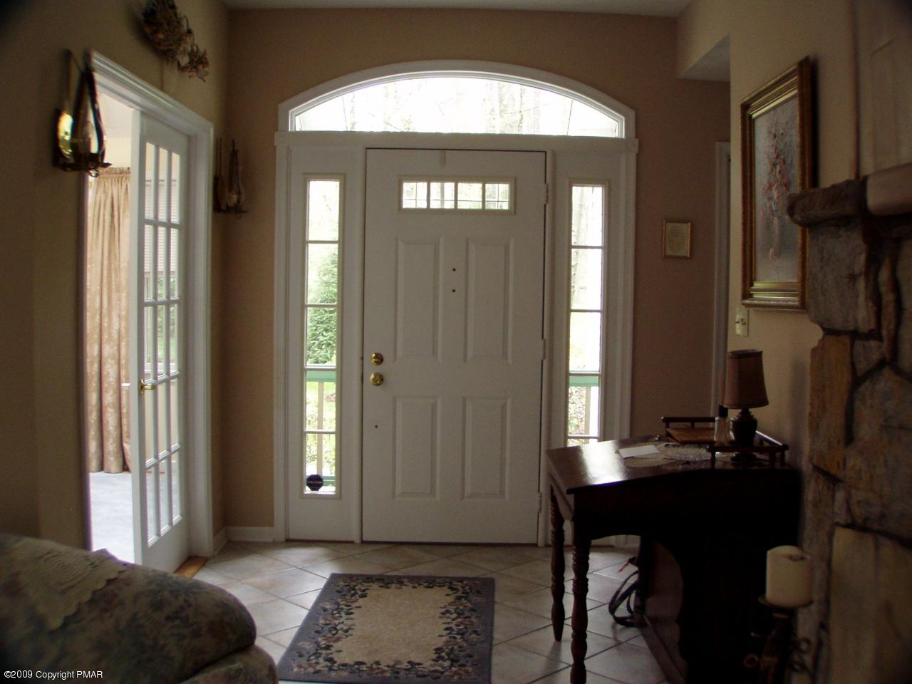 Devil's Hole Road Cresco, PA 18326 - Photo 6 of 27 a living room with furniture and a window