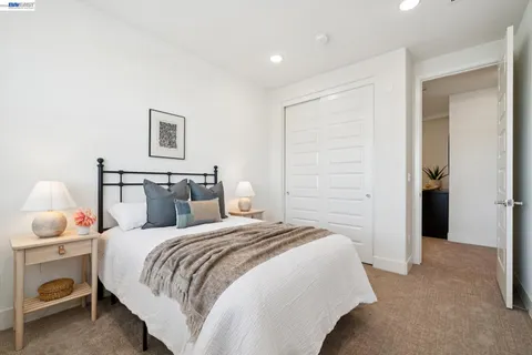 $998,000 | 472 Diller Street, Alameda, CA 94501