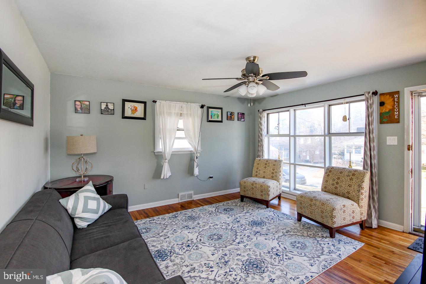 407 Blakeley Road Wallingford, PA 19086 - Photo 4 of 23