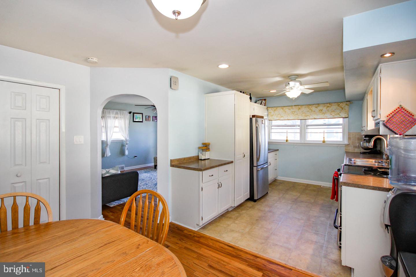 407 Blakeley Road Wallingford, PA 19086 - Photo 5 of 23