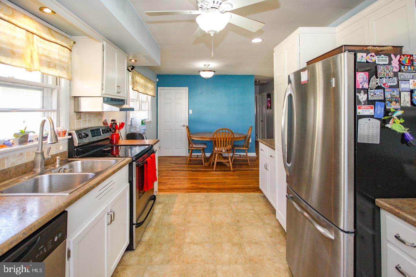 407 Blakeley Road Wallingford, PA 19086 - Photo 8 of 23