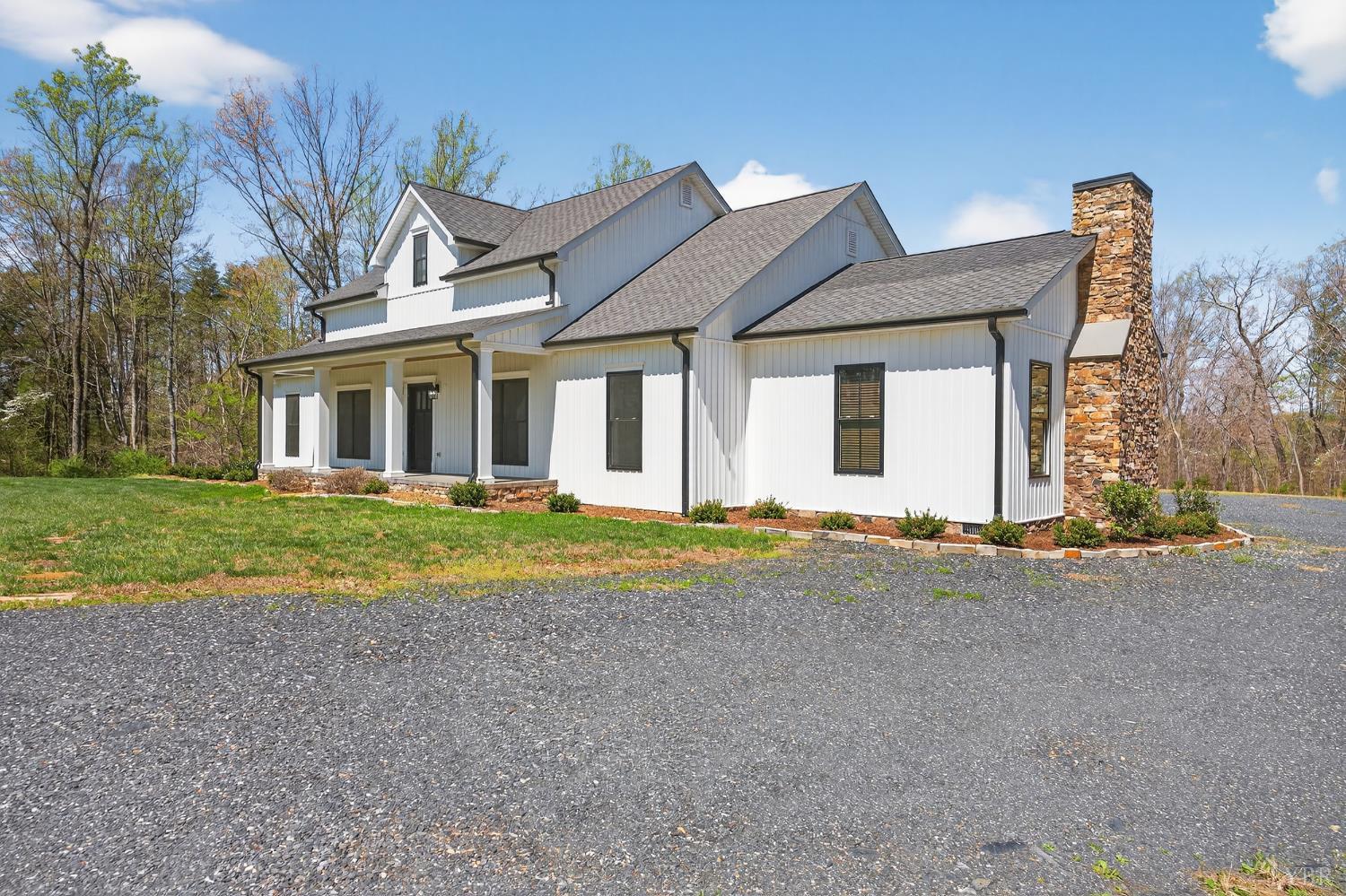 3162 Oak Hill Road Buckingham, VA 23921 - Photo 4 of 73