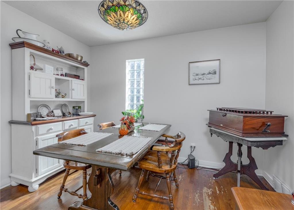 3707 Oakleaf Road Pittsburgh, PA 15227 - Photo 13 of 24 Gallery Image 13
