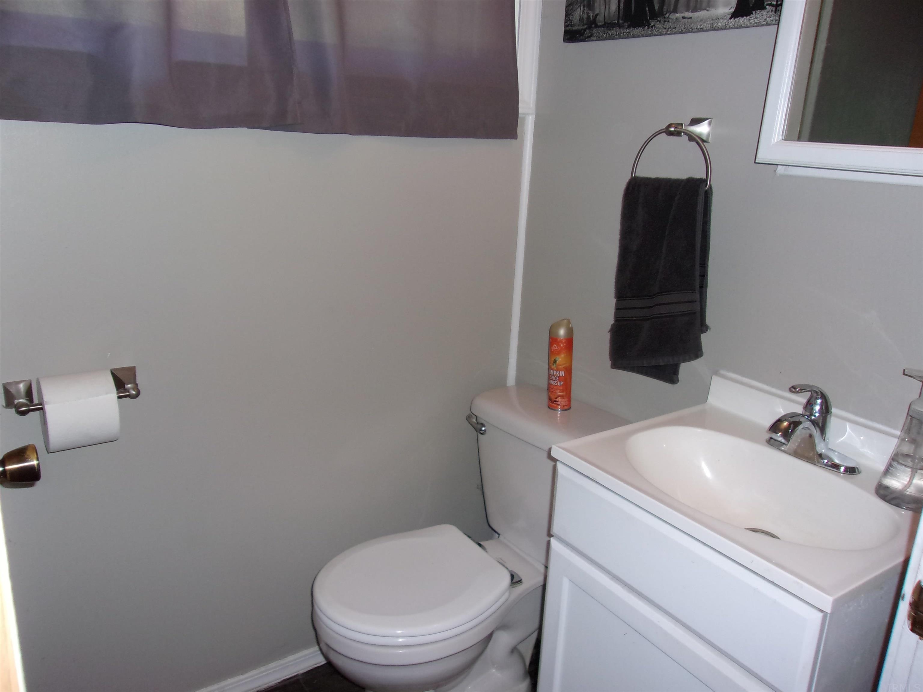 53610 Quince Road South Bend, IN 46628 - Photo 8 of 19 Gallery Image 8