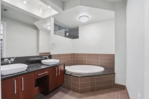 $335,000 | 2600 West 7th Street, Unit 2726, Fort Worth, TX 76107