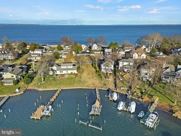 $3,788,000 | 48 East Lake Drive, Annapolis, MD 21403