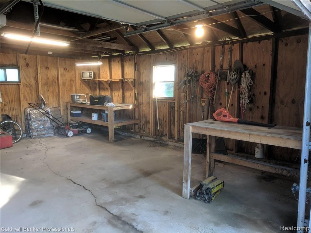 3077 York Rochester, MI 48309 - Photo 25 of 31 IMG_20180916_173939.jpg