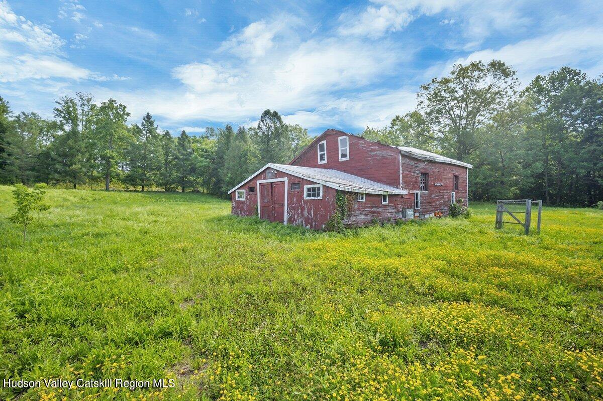 20 Strawridge Road Wallkill, NY 12589 - Photo 14 of 30 HTV2006