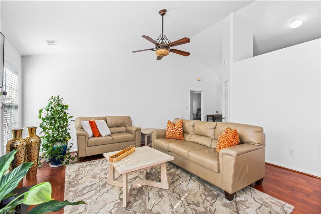 3946 Cobblestone Bend Drive High Point, NC 27265 - Photo 5 of 27