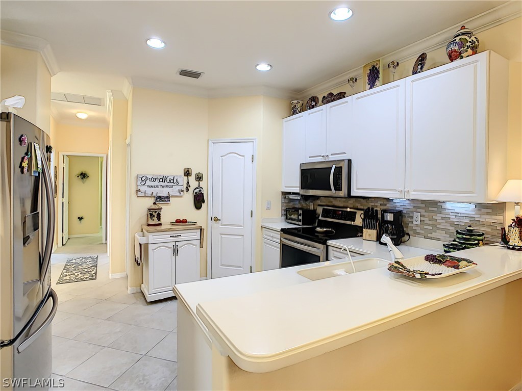4787 Fairloop Run Lehigh Acres, FL 33973 - Photo 8 of 35 Gallery Image 8
