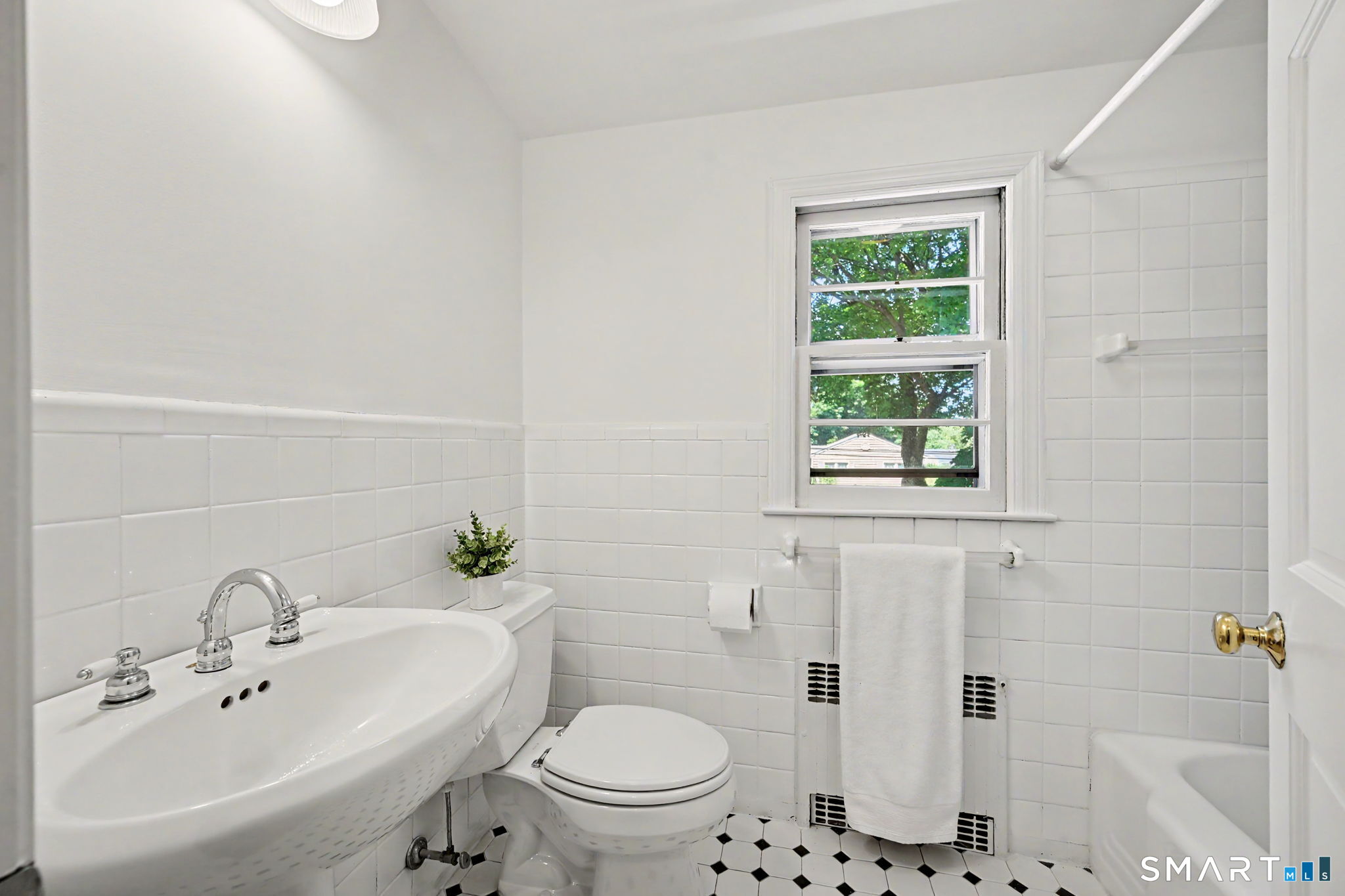 8 Ernel Drive Riverside, CT 06878 - Photo 28 of 40