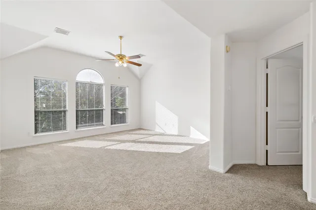 $2,700 | 3326 Lakeway Lane, Pearland, TX 77584