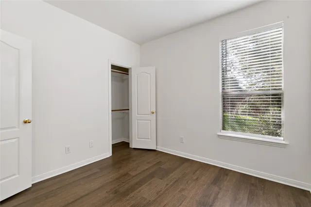 $2,700 | 3326 Lakeway Lane, Pearland, TX 77584