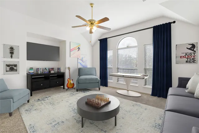 $2,700 | 3326 Lakeway Lane, Pearland, TX 77584