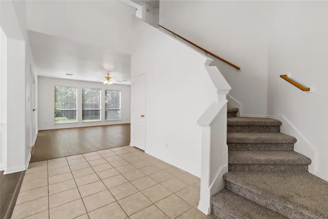 $2,700 | 3326 Lakeway Lane, Pearland, TX 77584