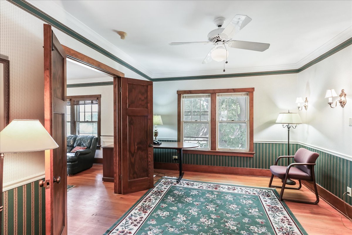 124 Harrison Street Barrington, IL 60010 - Photo 24 of 33 a living room with furniture and a window