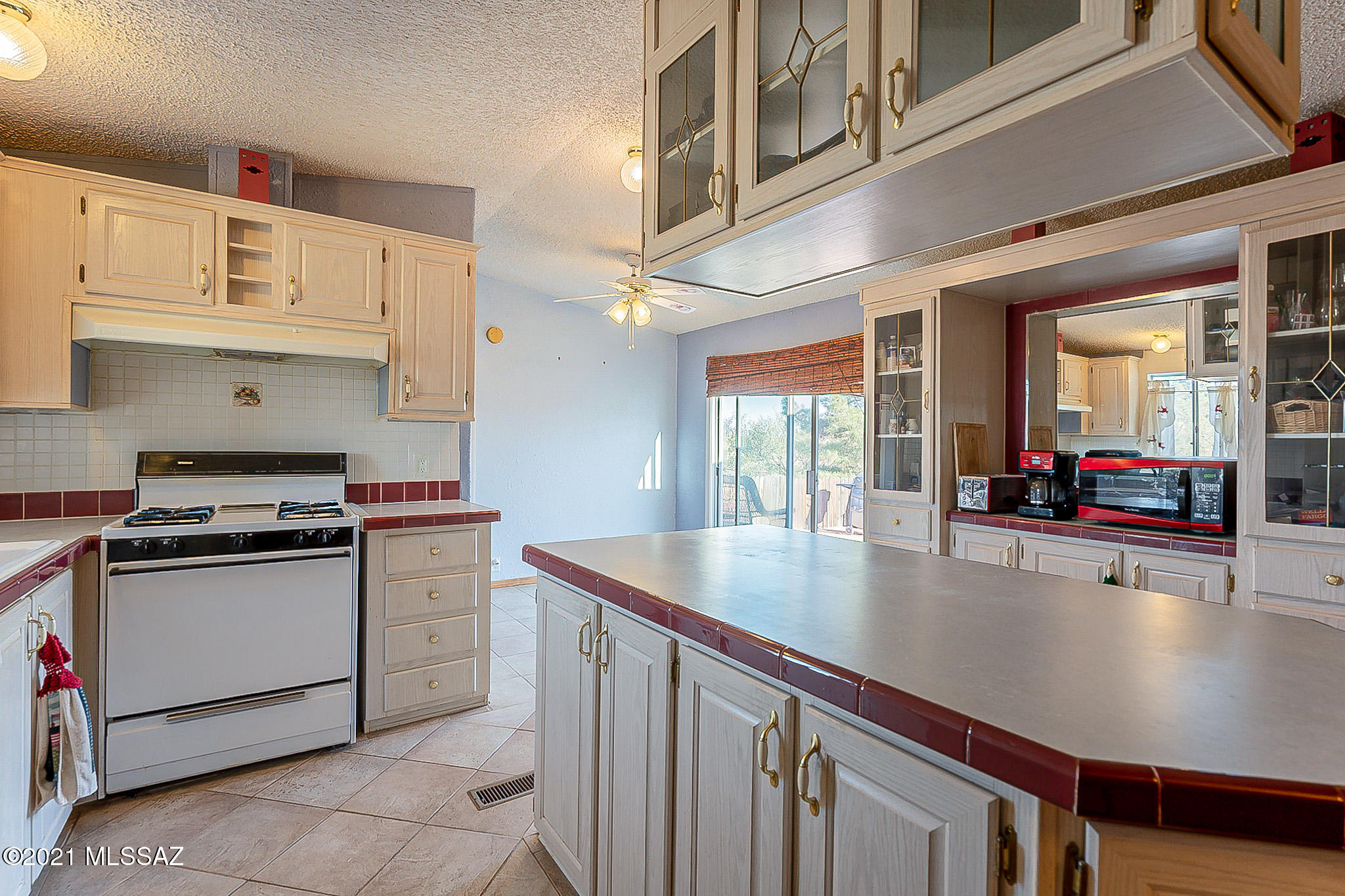141 North Ruth Road Benson, AZ 85602 - Photo 5 of 49 Gallery Image 5