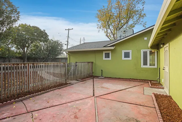 $405,000 | 7512 Larkspur Lane, Stockton, CA 95207