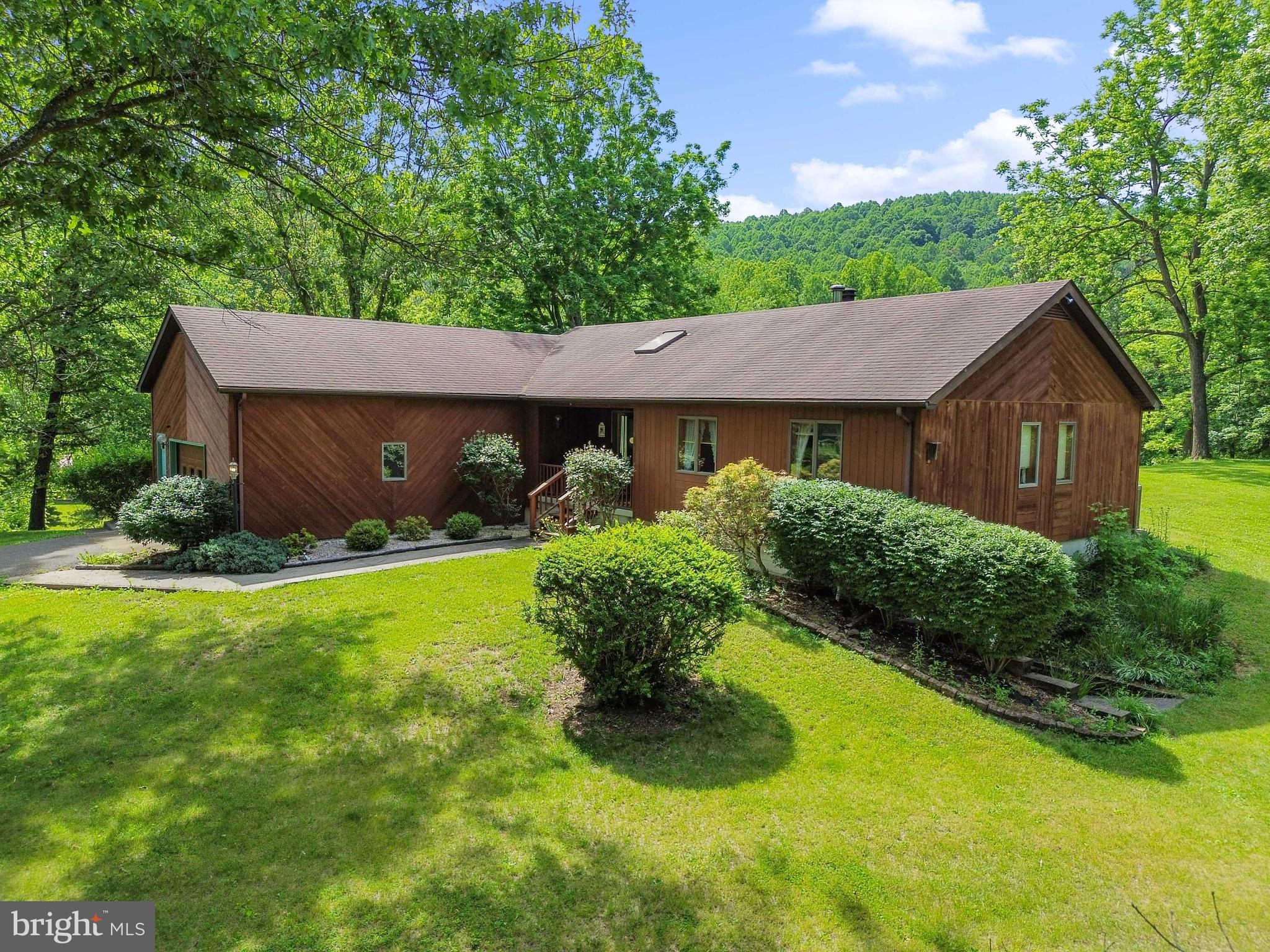 13809 Black Valley Road Flintstone, MD 21530 - Photo 2 of 23