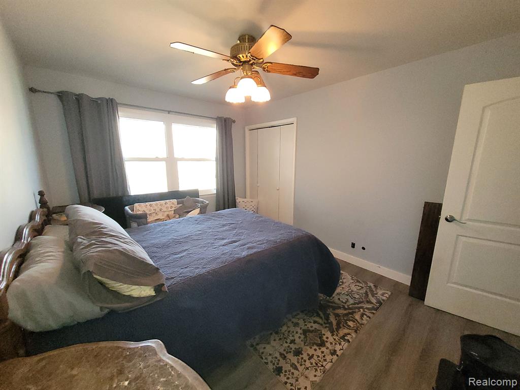 47899 Hanford Road Canton, MI 48187 - Photo 7 of 26