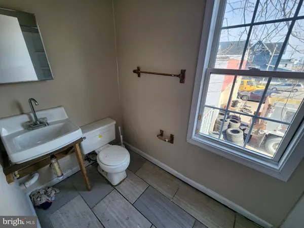 $159,000 | 2506 Washington Boulevard, Baltimore, MD 21230