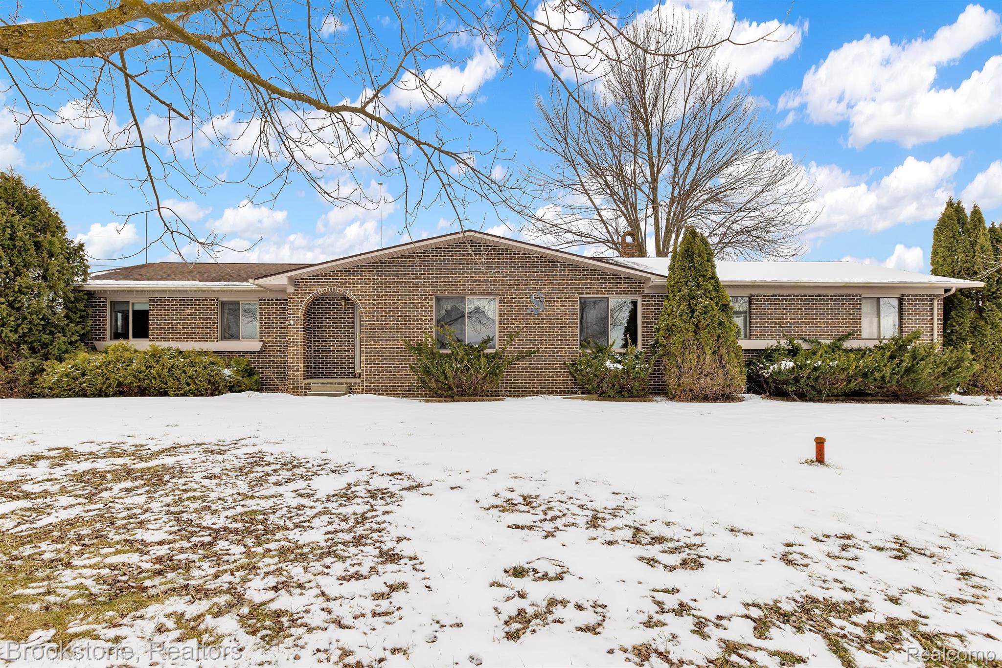 6269 West Ray Road Linden, MI 48451 - Photo 1 of 6 Gallery Image 1