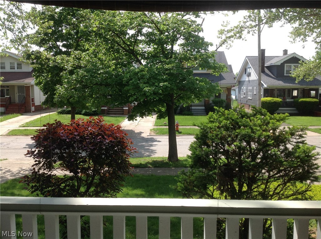 3649 Ludgate Road Cleveland, OH 44120 - Photo 2 of 28
